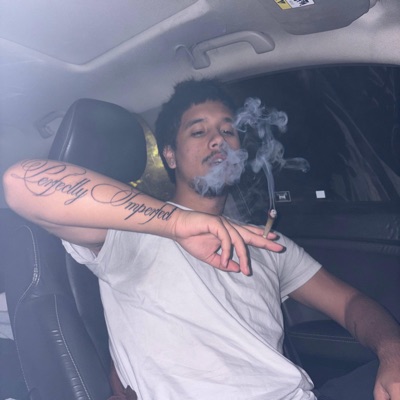 Top 2 (feat. Lovely!) - Single