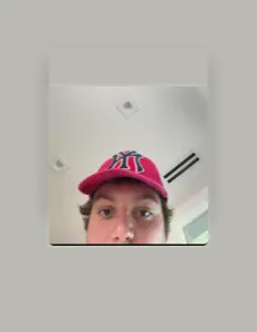 Luister naar YUNGIZ The Wizard, bekijk muziekvideo's, lees de bio, bekijk de tourdata, en meer!