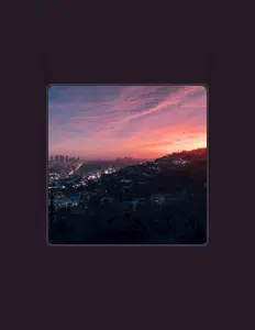 Roxiを聴いたり、ミュージックビデオを鑑賞したり、経歴やツアー日程などを確認したりしましょう！