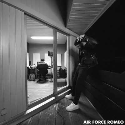 Air Force Romeo - Single