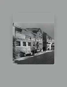 Dengarkan Postmodern Anadolu, tonton video musik, baca bio, lihat tanggal tur & lainnya!