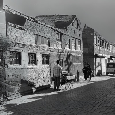 Postmodern Anadolu - Öyle Bir Geçer Zaman Ki