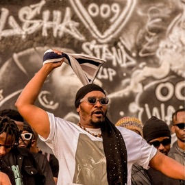 TuNASePa Na Kijiji 2 (feat. KiSu, Shedpac, Brain Glisten, WhizG, Boy Kevy, Bony Kichaa, Ellisha James, Game Boy, Nepomatics, Sobibo Khan, NaDriNA, FeDOo, Ommiric, Panthera Leo, KiDa Rhyms, Satoo, Bou Dani, PiROo & FeKeCHEe) Chaba 009