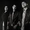 BAJO UN CIELO