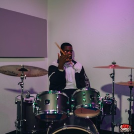 Topic (feat. Dinero Tarantino) [Instrumental] Youngin' Chriso