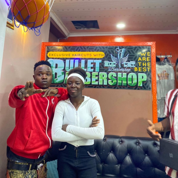 Ghetto Youth live (feat. Ruth Official) [Live]