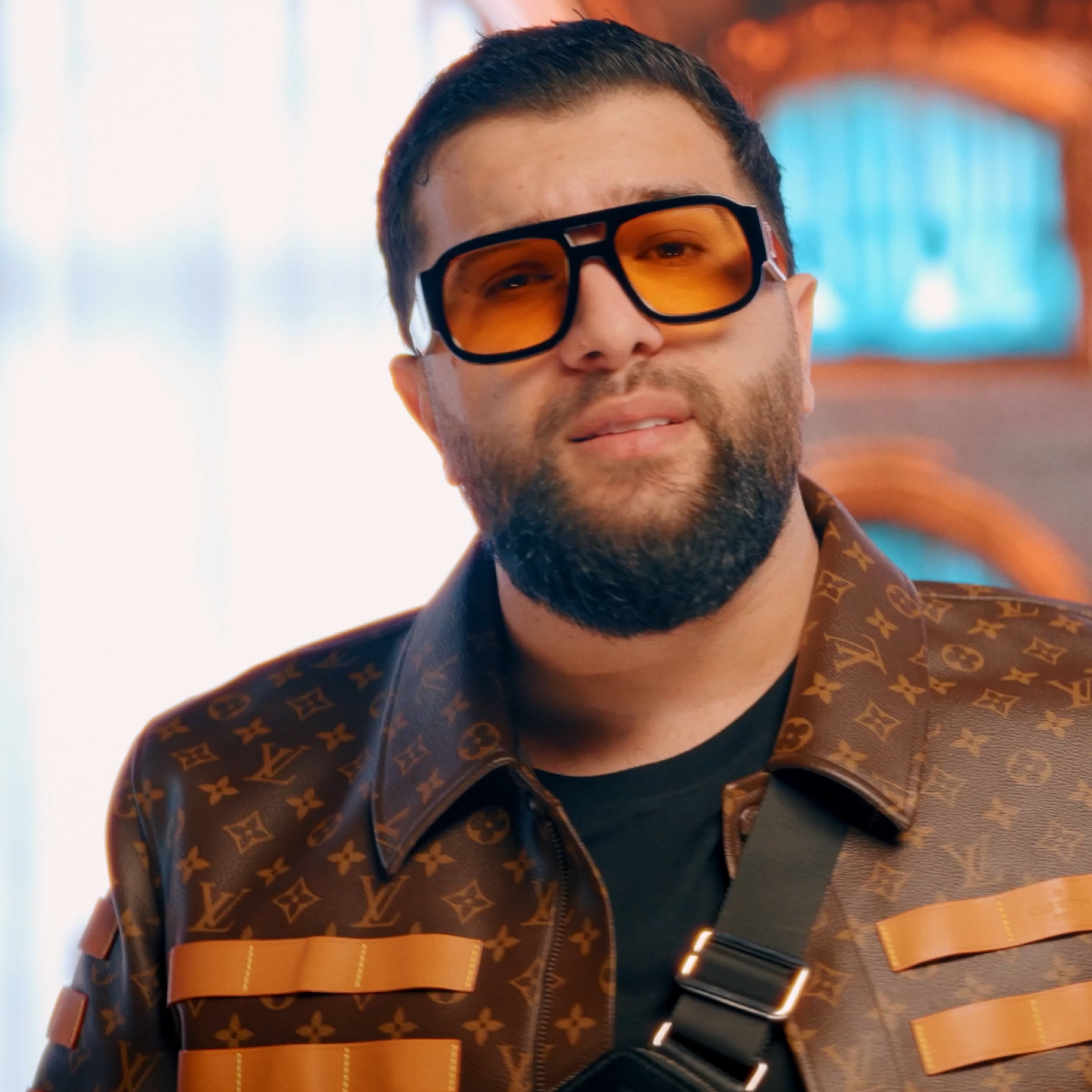 Tzanca Uraganu - Alo,alo (Tutankamon)(Cover AI)(Mp3Noi.org)