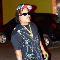 saco de contrario (feat. niño r) - Single - DJ58