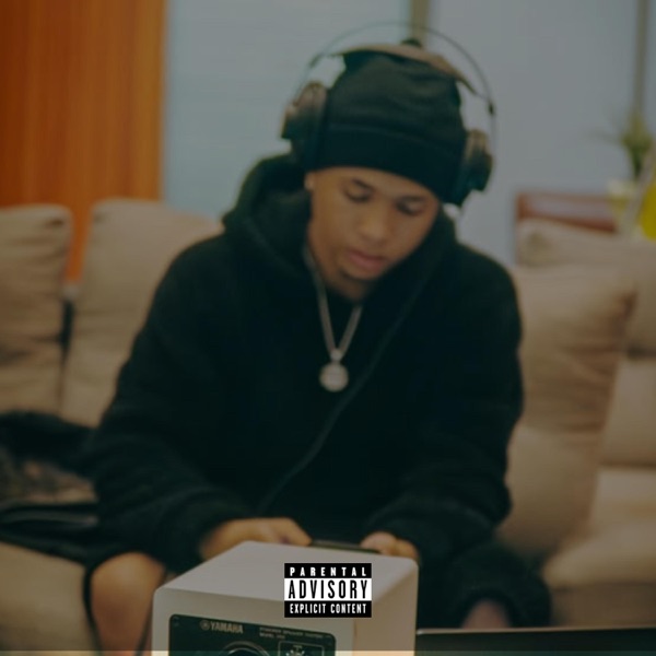 A vece (feat. Fusil Ametrallalo, Jean El Creativo & Rolfi R)
