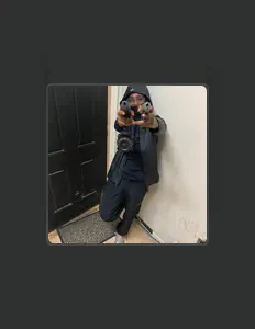 Ακούστε περιεχόμενο από DumbKam, παρακολουθήστε μουσικά βίντεο, διαβάστε το βιογραφικό, δείτε ημερομηνίες περιοδείας, και πολλά ακόμη!