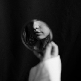 Танцует одна Войтов