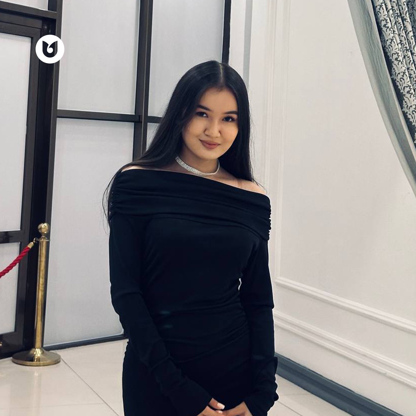 Біз Наташаны ұрып жатырмыз