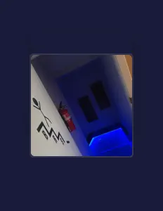 Basement Rock Stars을(를) 듣고, 뮤직 비디오를 보고, 약력을 읽고, 투어 일정 등을 확인하세요!