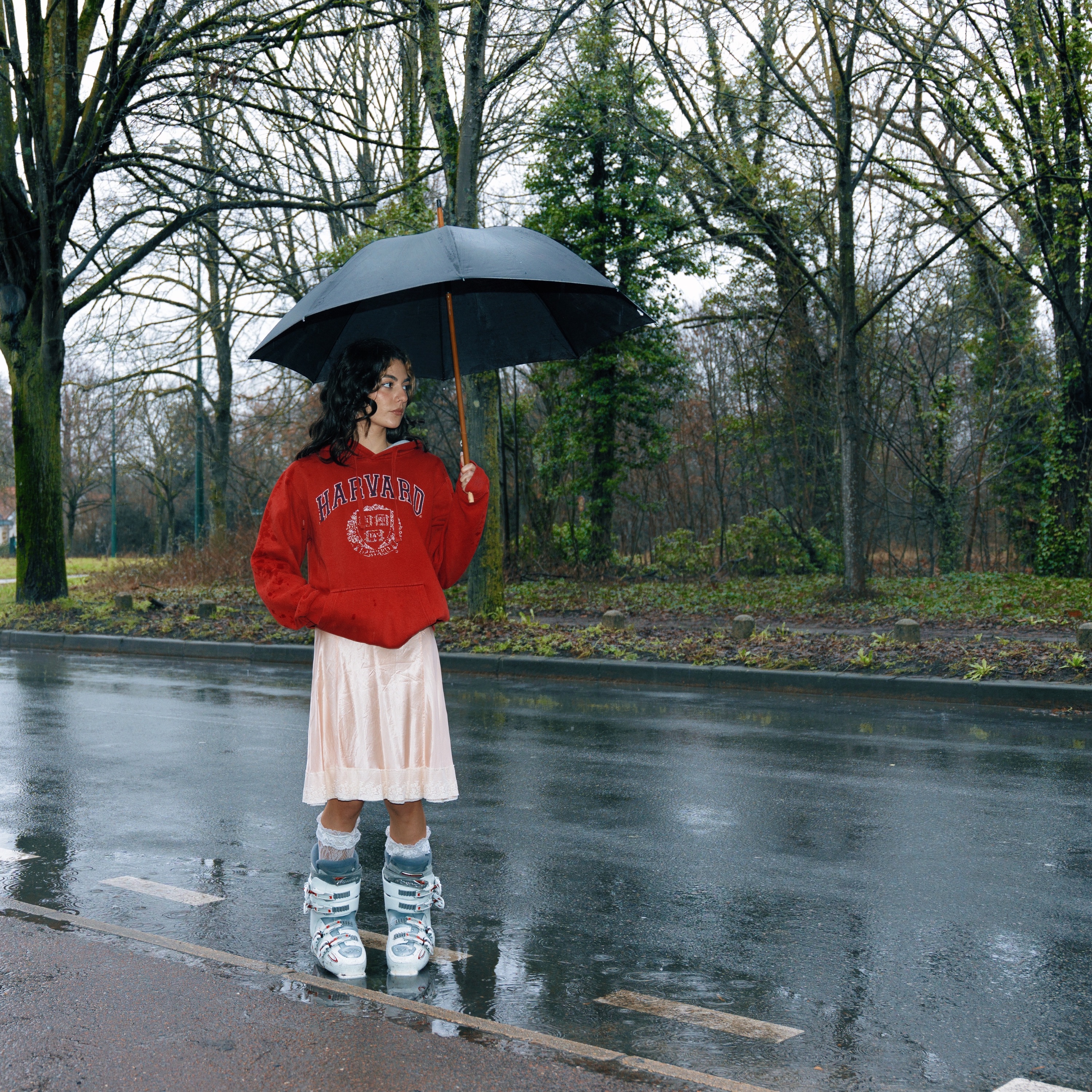 Créature moyenne - Single