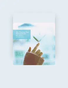 聆聽 Moment Blue、觀看音樂影片、閱讀小傳、查看巡演日期等！