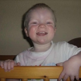 hold me (feat. luvaydie, DatGuyBRiley, union*, any1else, tt lusa & okashe) 1lemon