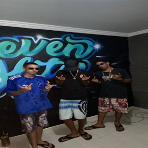 SUCESSADA COM AS PUTA