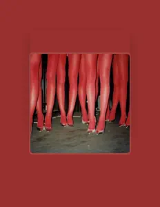 Dengarkan MINISKIRT, tonton video musik, baca bio, lihat tanggal tur & lainnya!