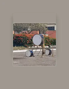 Wasselin सुनें, म्यूज़िक वीडियो देखें, बायो पढ़ें, दौरे की तारीखें और बहुत कुछ देखें!