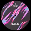 Huxley - Monie