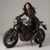Motorradfahrerin