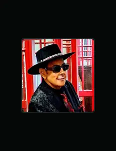 Hör dir Franco an, schau dir Musikvideos an, lies die Biografie, finde Tourdaten und mehr!