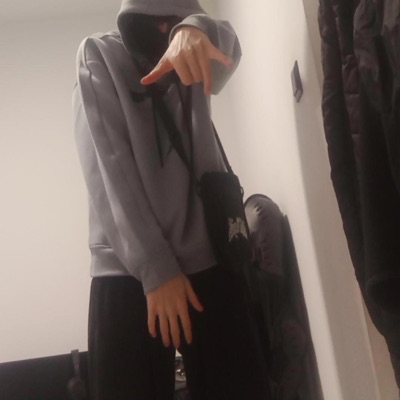 20 Tysięcy Kurew - Single