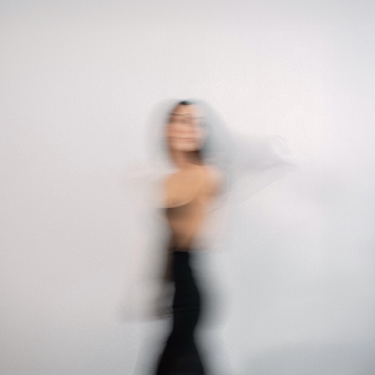 Alessia Selini – One Step At A Time – EP (2025) [iTunes Plus AAC M4A]-新房子