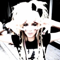 sassy anthem (feat. 6arelyhuman & Pixel Hood) - Single - skypebf & FabFantasy