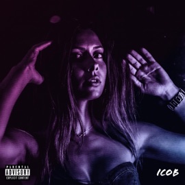 Lexi Hills Kace & Comish