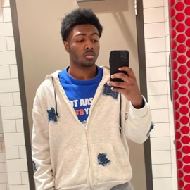 YUNO (feat. stackin) Loomaine