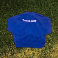 Sweater in Blau - Single - Benja.wav