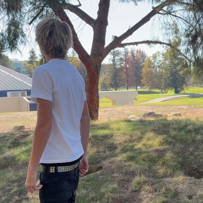 your tongue looks dry so put some x on it - Single