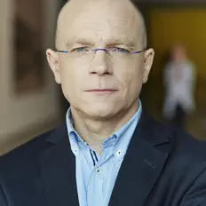 聆聽 Jan Tomasz Adamus、觀看音樂影片、閱讀小傳、查看巡演日期等！