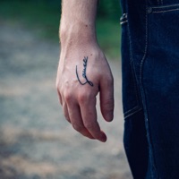 HOT GIRLS - Single - sAuce