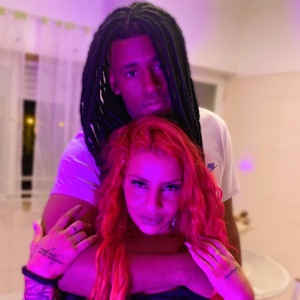 SEXTOU E EU TOU EM CASA (feat. NoCap)