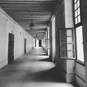 in paris, the windows are always open - Single