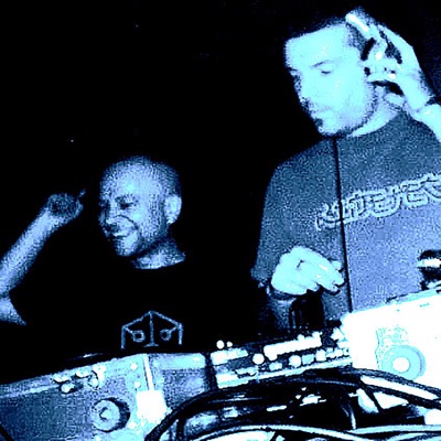 One Bassline (feat. Steve Mills) - Single
