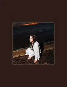 Écoutez Hannah Crossrose, regardez des vidéoclips, lisez la biographie, consultez les dates de tournée et plus encore !