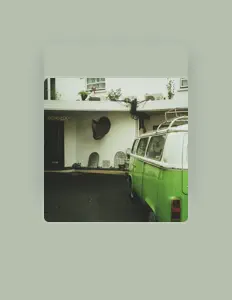 聆聽 Izabella、觀看音樂影片、閱讀小傳、查看巡演日期等！