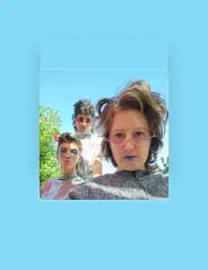 收听 Diluvienne、观看音乐视频、阅读小传、查看巡演日期等 ！