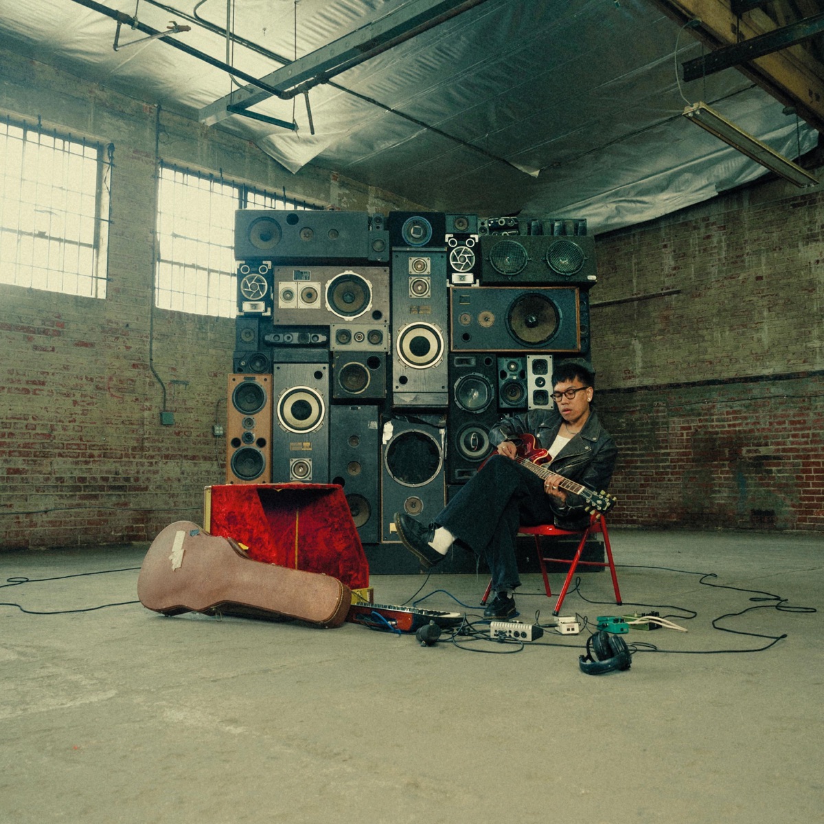 Jesse Barrera - Gentle Noise (2025) [iTunes Plus AAC M4A]-新房子