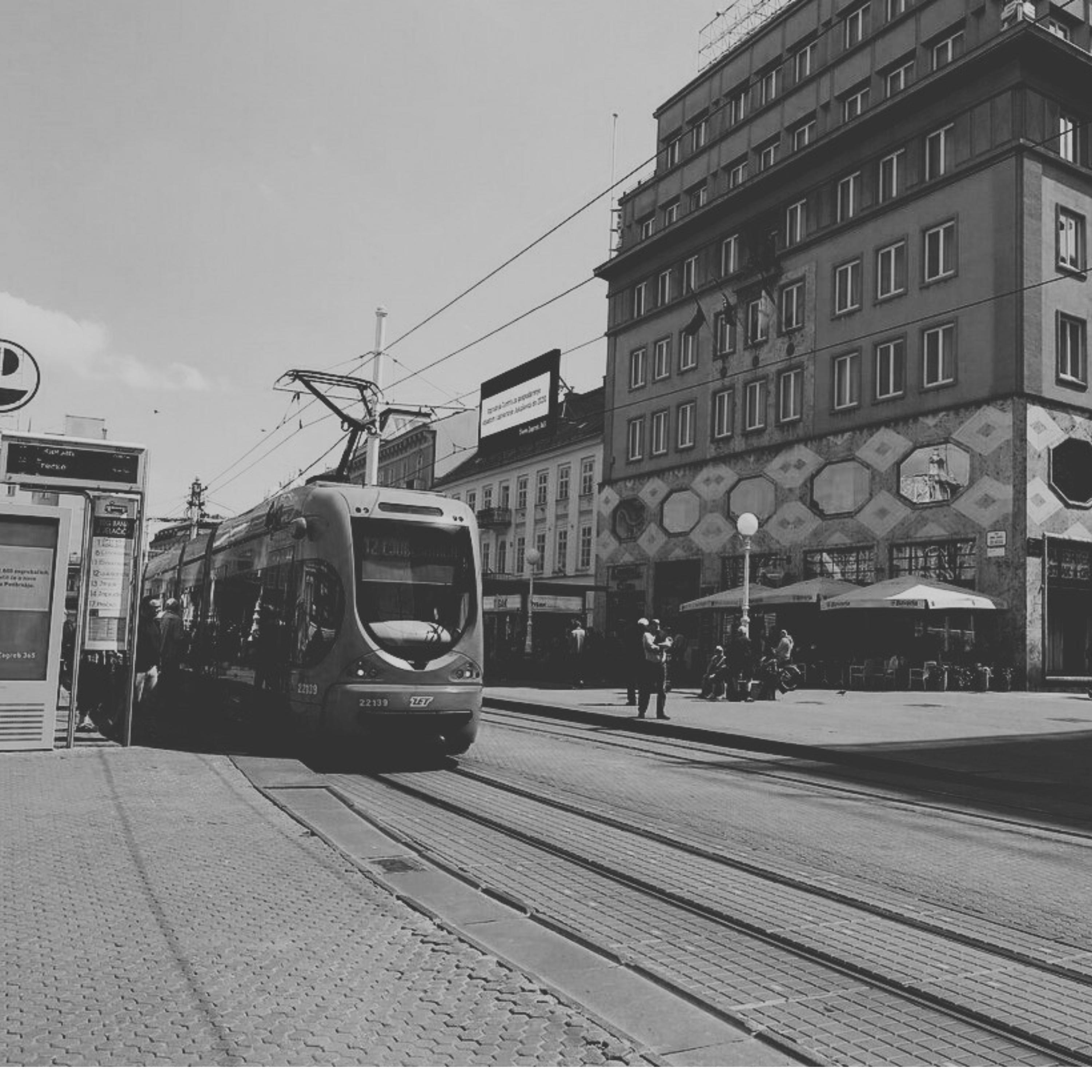 REZON x ELLY - KENGA E ZAGREBIT