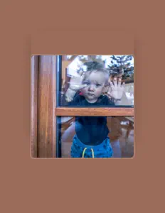 Escucha a KroutiLOVE, mira videos musicales, lee su biografía, consulta las fechas de las gira y más.