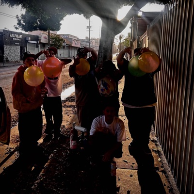 Right or wrong (feat. LxSparks, OneeupJ & LxTrublz) - Single