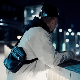 BACKUP (Radio Edit) Prosty