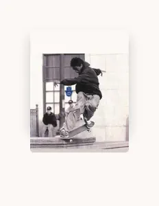 Poslechněte si interpreta sk8zay, sledujte hudební videa, přečtěte si životopis, podívejte se na data turné a další informace.