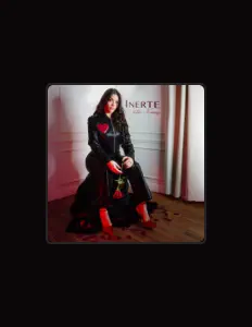 聆聽 Chloé Noémy、觀看音樂影片、閱讀小傳、查看巡演日期等！