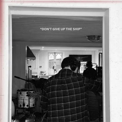 Ben McKelvey adlı sanatçının Don't Give Up The Ship - EP albümünü dinle