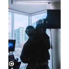 Show u sum Chiz Galore